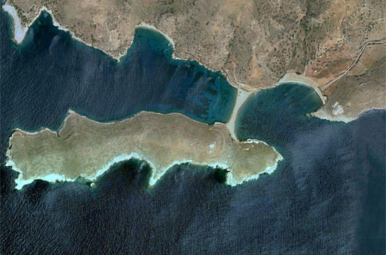 Δορυφορικές φωτογραφίες της Κύθνου. Από το google maps.